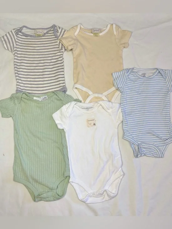Mixed Pack of 5 Baby Onesies - Assorted Neutral Stripes & Solids | 3-6 Months - Picture 1 of 7